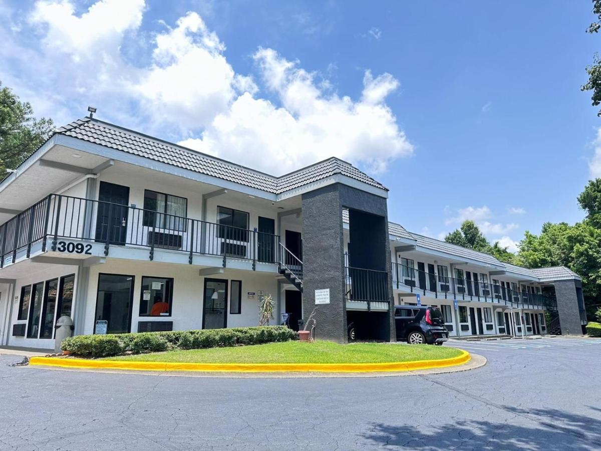 Masters Inn Atlanta - Doraville At I-85 & 285 Ngoại thất bức ảnh