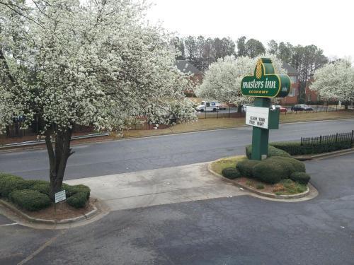 Masters Inn Atlanta - Doraville At I-85 & 285 Ngoại thất bức ảnh